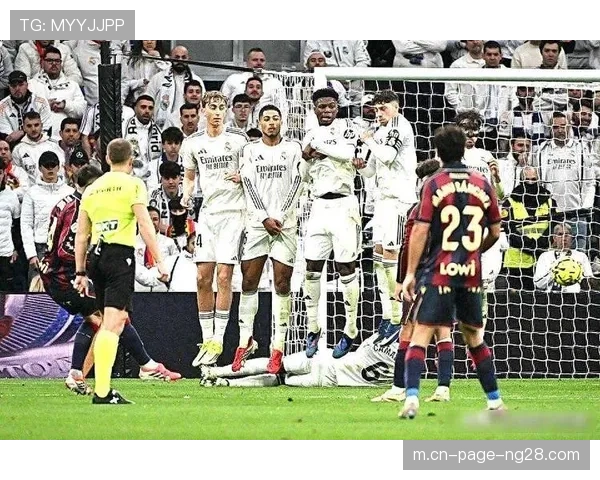 西甲赛季分析显示皇马防线完成年轻化升级,场均失球不足一球 西甲赛季分析显示皇马防线完成年轻化升级,场均失球不足一球